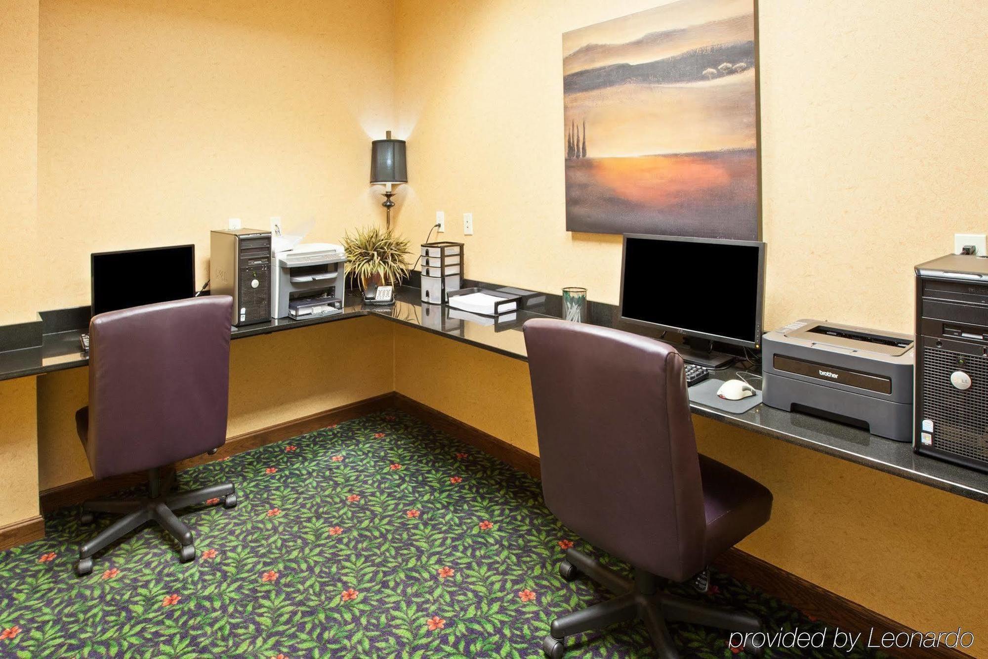 Country Inn & Suites By Radisson, Grand Rapids East, Mi Facilidades foto